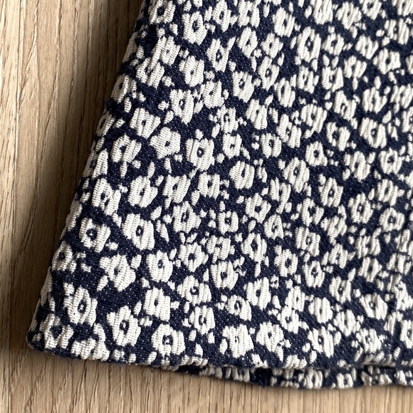 $9 CLEARANCE - Floral Skirt - Picture 3 of 8